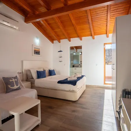 Apto 3 P Ferrandis דירה